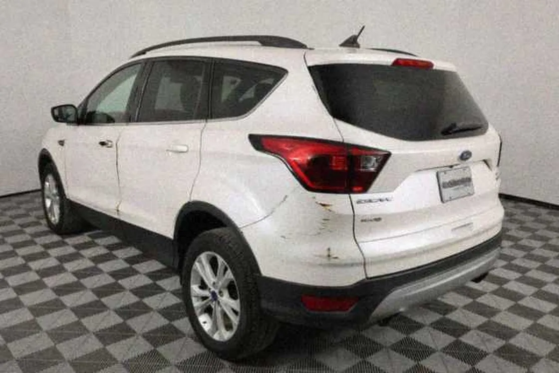 Grok Imagine + Blur/Noise/Compression