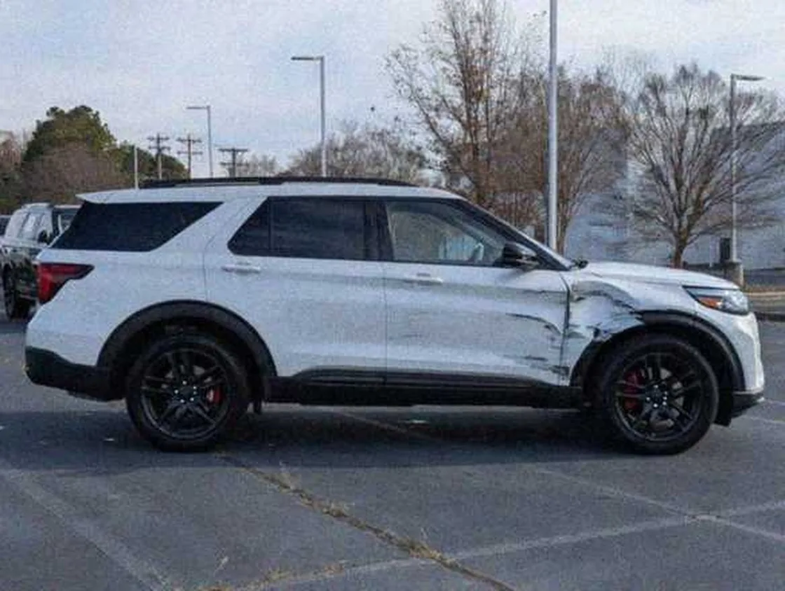 Grok Imagine + Blur/Noise/Compression