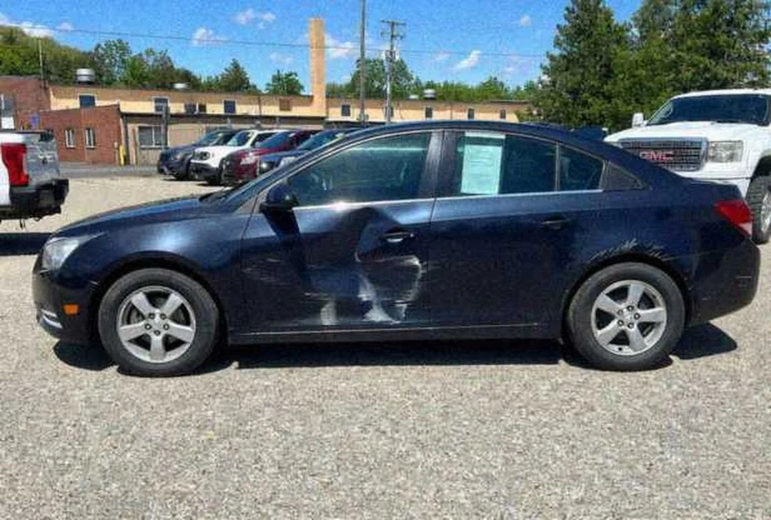 Grok Imagine + Blur/Noise/Compression