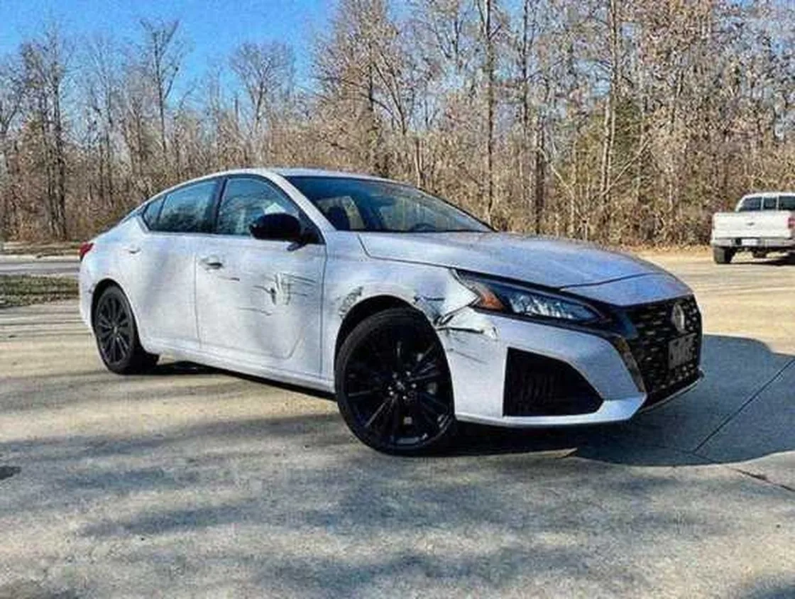 Grok Imagine + Blur/Noise/Compression