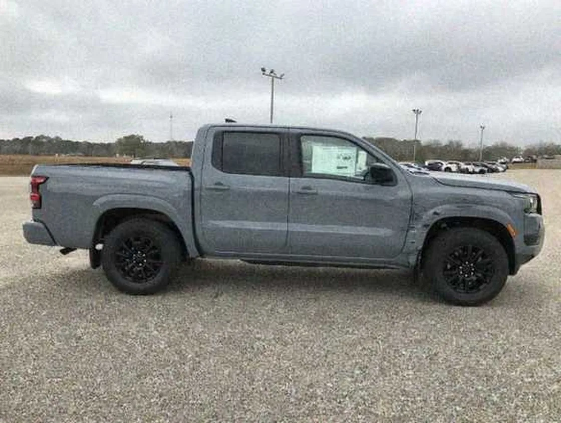 Grok Imagine + Blur/Noise/Compression