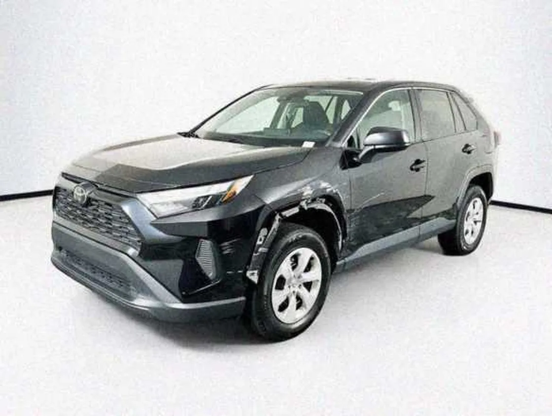 Grok Imagine + Blur/Noise/Compression