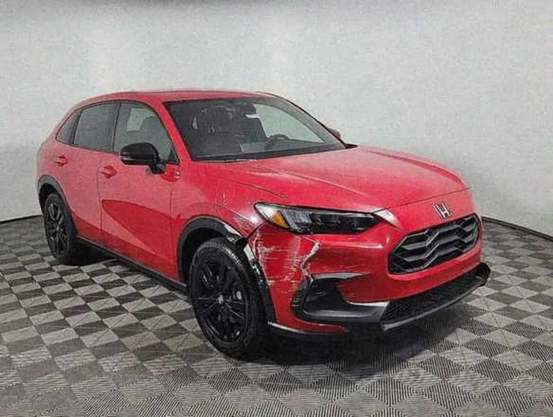 Grok Imagine + Blur/Noise/Compression