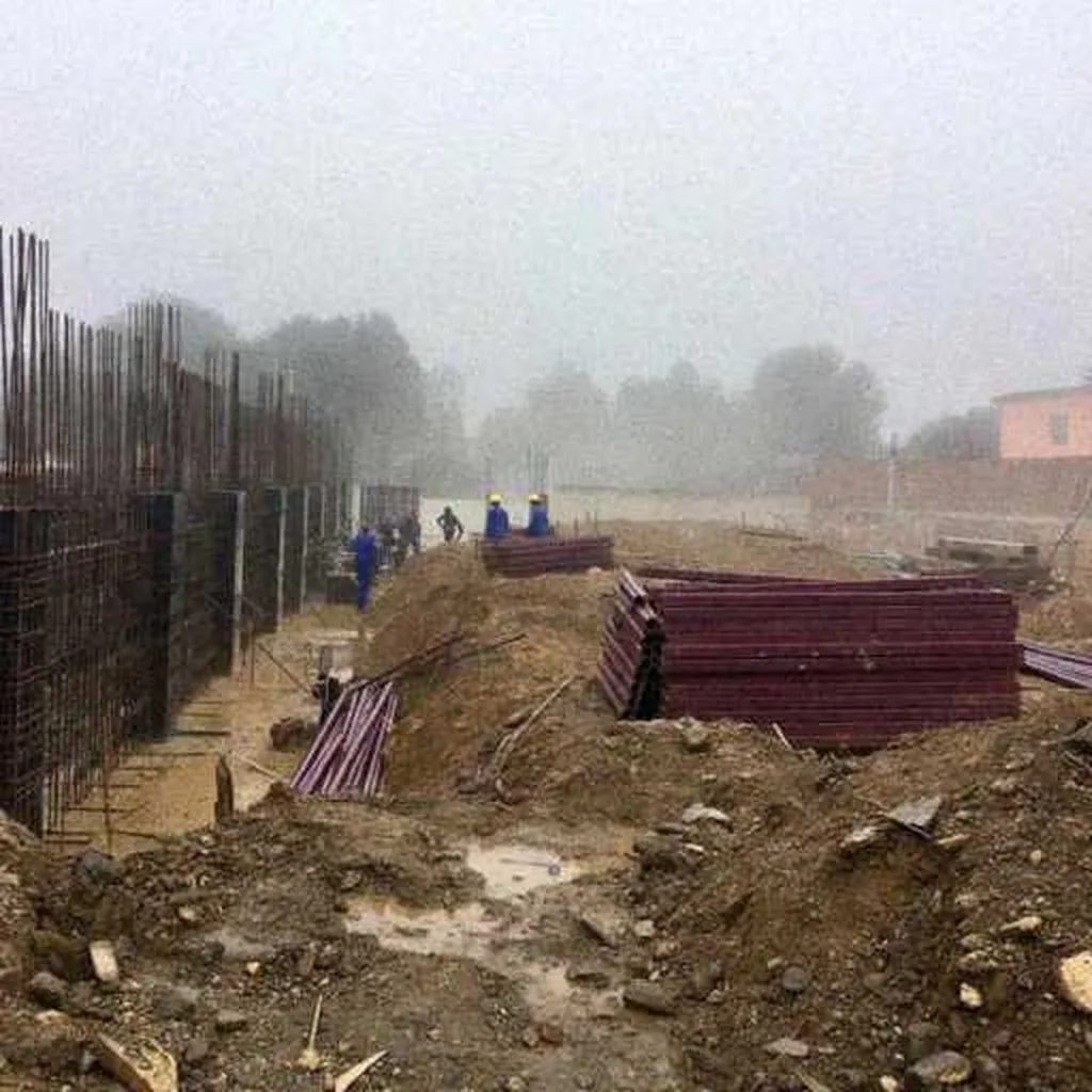 Grok Imagine + Blur/Noise/Compression