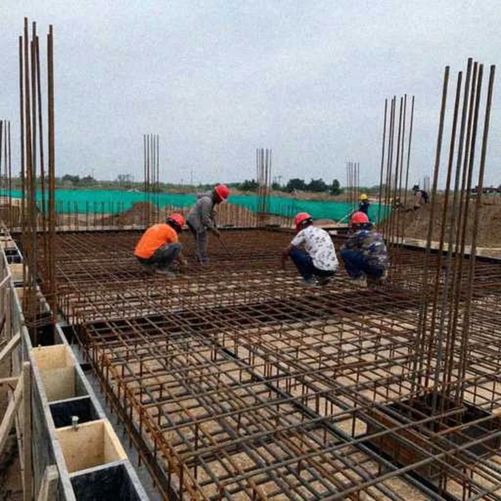 Grok Imagine + Blur/Noise/Compression