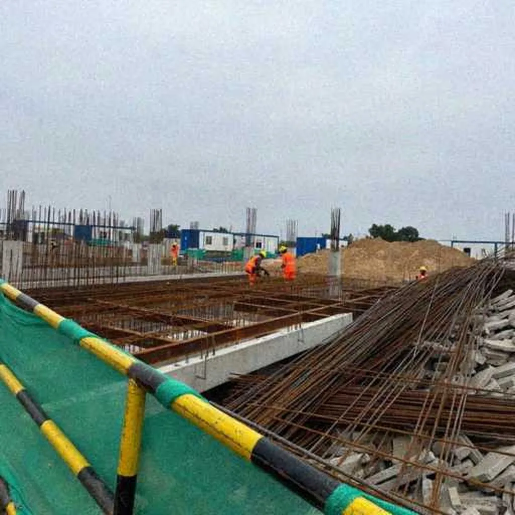 Grok Imagine + Blur/Noise/Compression