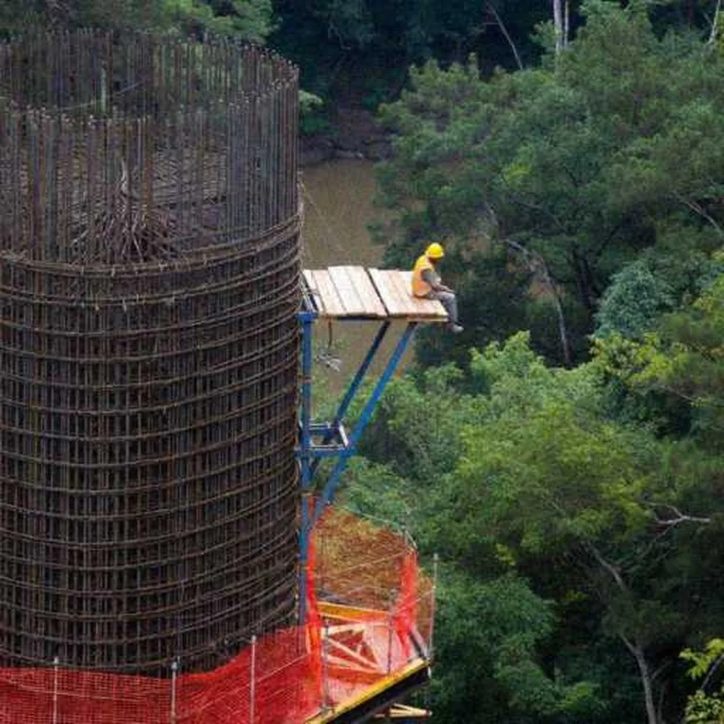 Grok Imagine + Blur/Noise/Compression