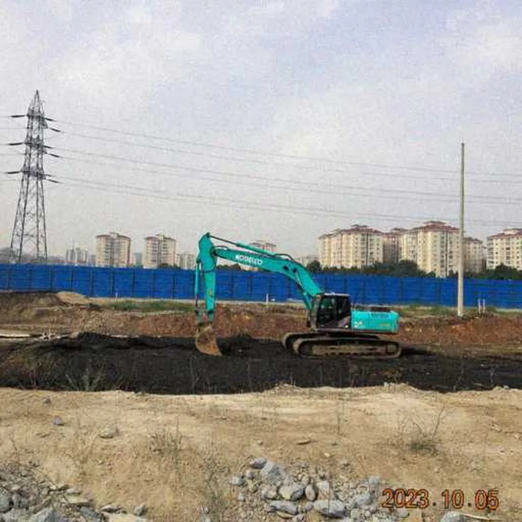 Grok Imagine + Blur/Noise/Compression