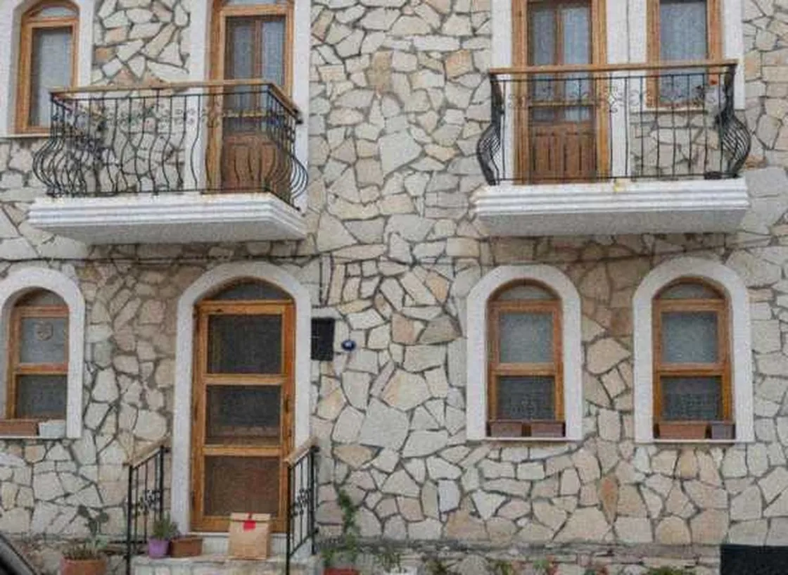 Grok Imagine + Blur/Noise/Compression