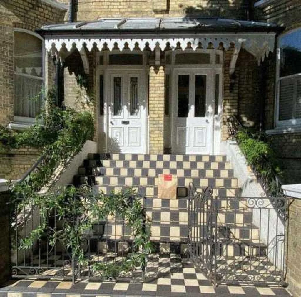 Grok Imagine + Blur/Noise/Compression