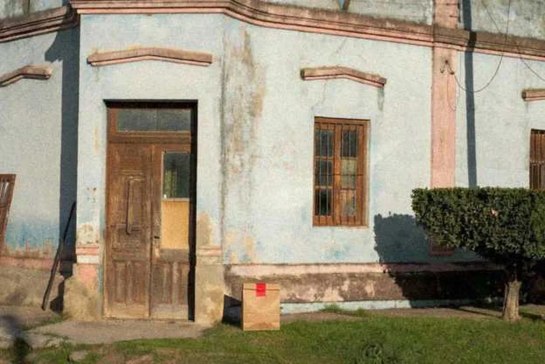 Grok Imagine + Blur/Noise/Compression