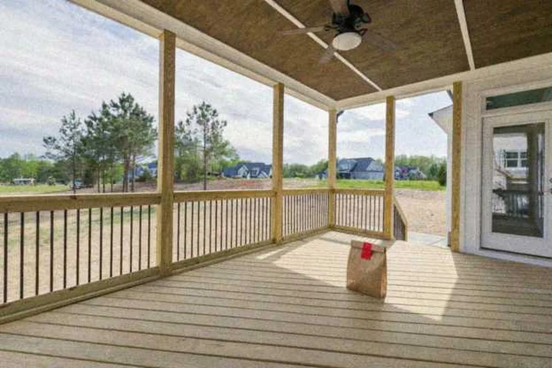 Grok Imagine + Blur/Noise/Compression