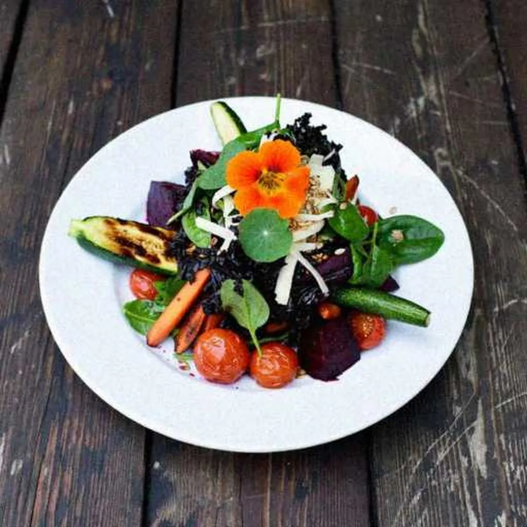 Grok Imagine + Blur/Noise/Compression