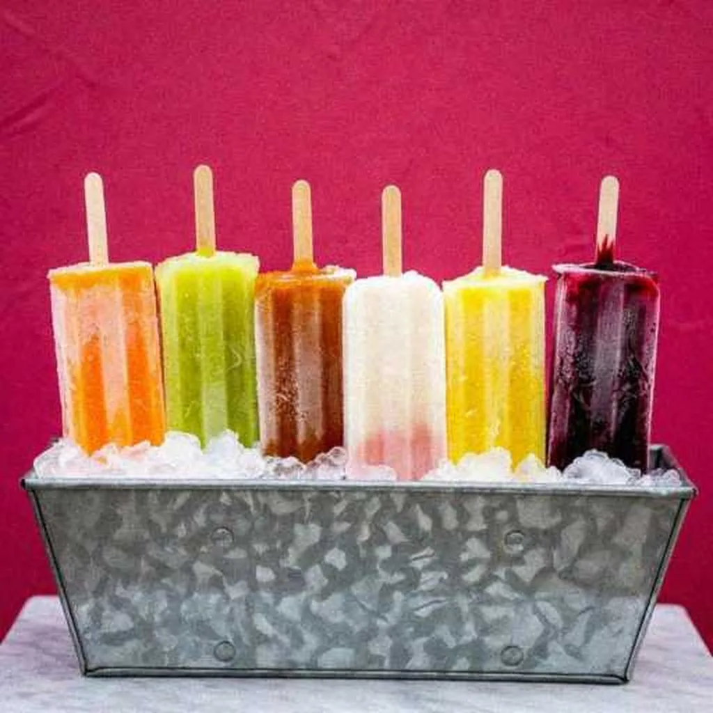 Grok Imagine + Blur/Noise/Compression